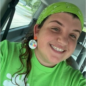 Meet your Posher, Breeana